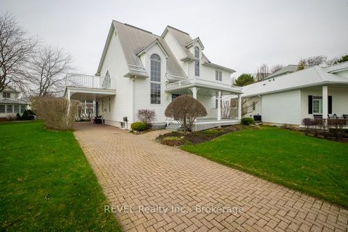 31 Newport Beach Blvd, Crystal Beach, ON, L0S1B0 | Card Image