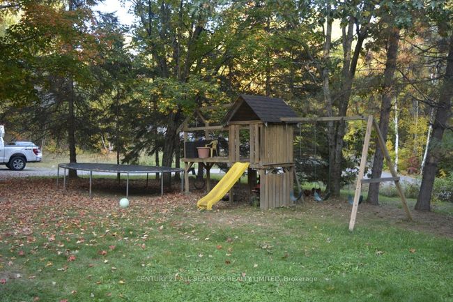 1081 Papineau Lake Rd, House other with 3 bedrooms, 1 bathrooms and 6 parking in Maple Leaf ON | Image 22