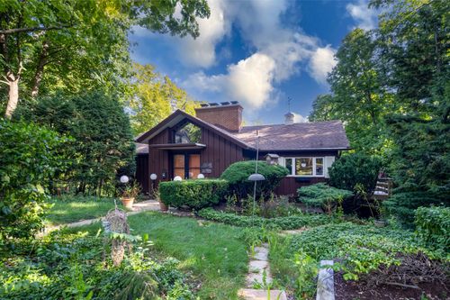 327 Oak Tree Ln, Waukegan, IL, 60085-4152 | Card Image