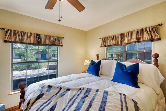 805 Wheeler St, Home with 2 bedrooms, 1 bathrooms and 2 parking in Mason TX | Image 24