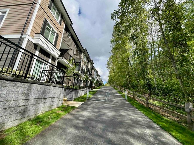 30 - 2070 Oak Meadow Drive, Townhouse with 2 bedrooms, 0 bathrooms and null parking in Surrey BC | Image 4