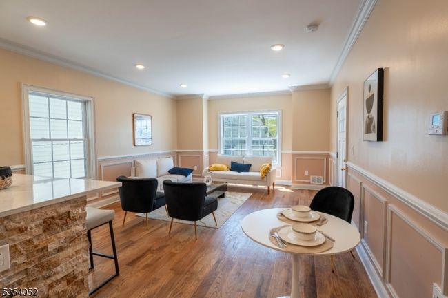 90 Seaview Ave, Home with 6 bedrooms, 4 bathrooms and null parking in Jersey City NJ | Image 5