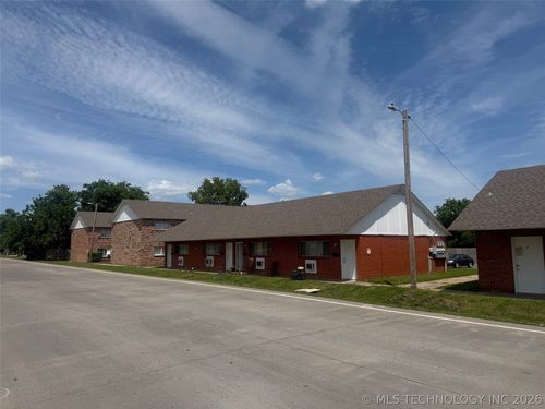 1215 S 73rd Eastavenue S, Tulsa, OK, 74112 | Card Image