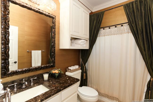 136 Falling Water Dr, House other with 3 bedrooms, 3 bathrooms and null parking in Spring Branch TX | Image 32