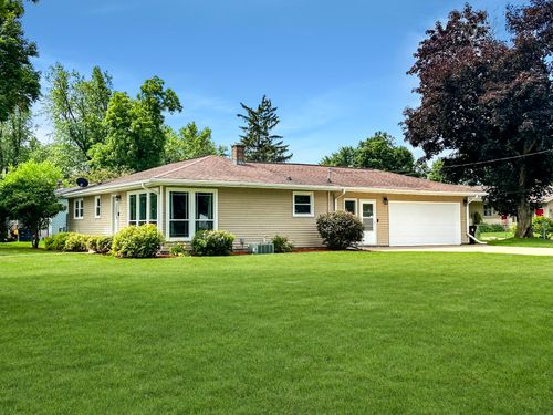 714 Dutton St, Onalaska, WI, 54650-8514 | Card Image