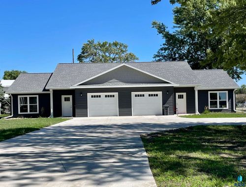 950 1st Ave W, Edgerton, MN, 56128-1128 | Card Image