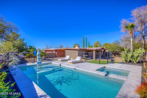 141 S Charleston Ave, Vail, AZ, 85641-2339 | Card Image