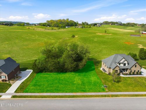 1312 Rippling Waters Cir, Sevierville, TN, 37876-0680 | Card Image