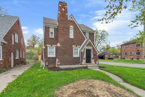 5200 Bedford St, Detroit, MI, 48224-2653 | Card Image