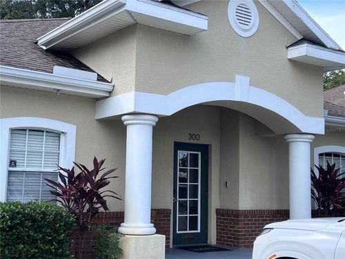 ste-300-9724 N Armenia Ave, Tampa, FL, 33612-7550 | Card Image