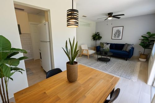 apt-3-120 Ne 10th Ave, Hallandale Beach, FL, 33009-4466 | Card Image