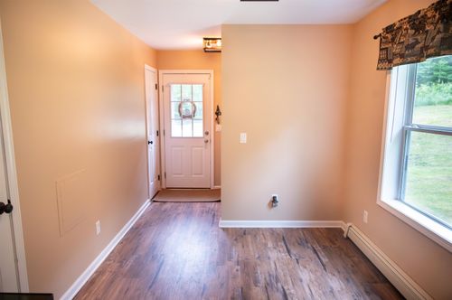 9 Wells Rd, Dalton, NH, 03598-5643 | Card Image