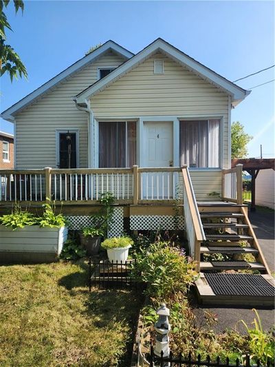 4 Dunbar Ave, House other with 2 bedrooms, 2 bathrooms and 3 parking in Cornwall ON | Image 1