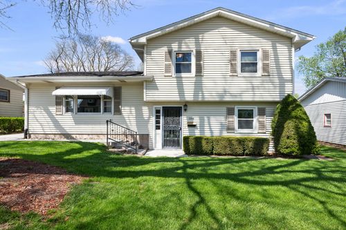 3216 W Dover Ct, Davenport, IA, 52804-2630 | Card Image