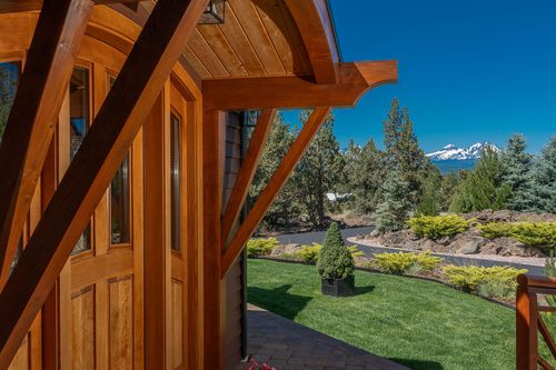 67134 Central St, Bend, OR, 97703-9199 | Card Image
