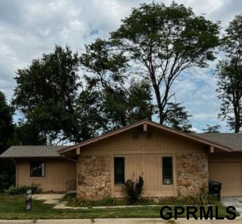 9260 Erskine Plz, Omaha, NE, 68134-5800 | Card Image