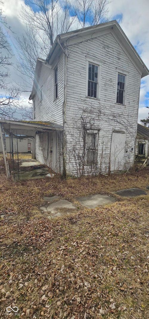 111 N Sheridan St, Ridgeville, IN, 47380-1223 | Card Image