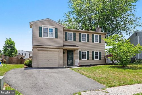6 Kingswood Dr, MECHANICSBURG, PA, 17055-2760 | Card Image