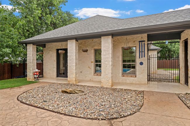 11030 Hidden Blf, House other with 4 bedrooms, 4 bathrooms and null parking in McGregor TX | Image 31