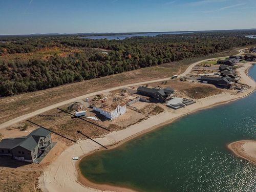 N8807 Lake Cabin Dr, New Lisbon, WI, 53950-9331 | Card Image