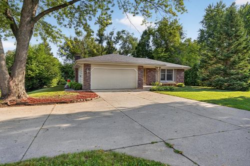 N56W29354 County Road K, Hartland, WI, 53029-1102 | Card Image