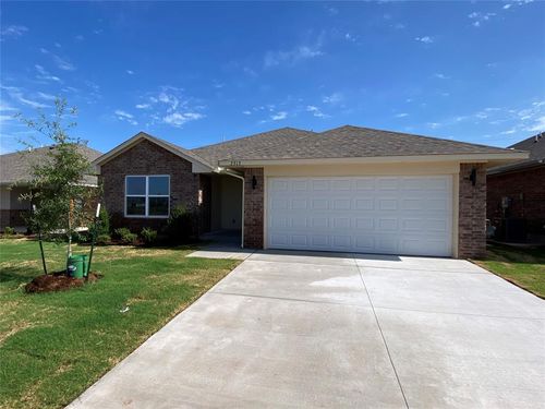 2313 Se 89th Ter, Moore, OK, 73160-0417 | Card Image