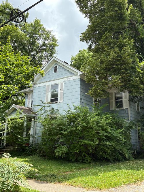 209 W Withrow St, Oxford, OH, 45056-1163 | Card Image