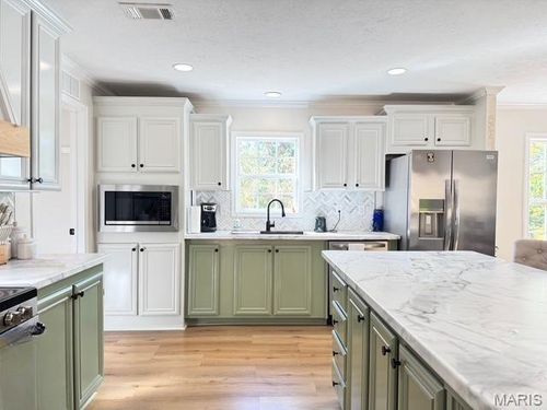 8449 Lizard Ln, Dittmer, MO, 63023-2645 | Card Image