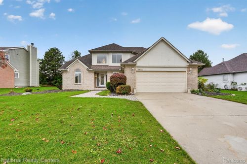 26672 Isleworth Pt, Southfield, MI, 48034-5670 | Card Image