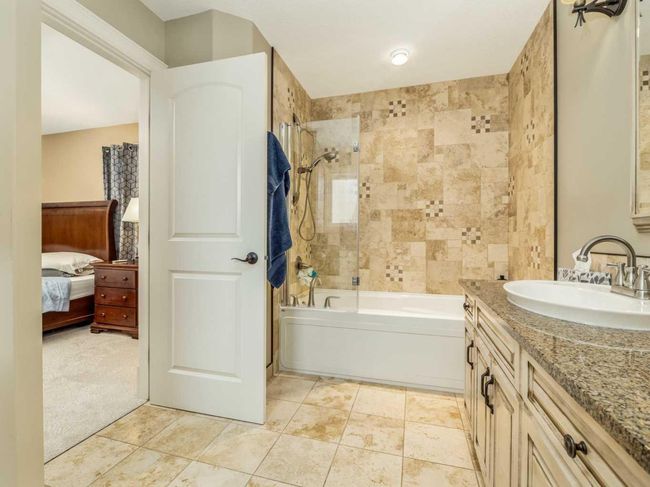 208 Mt Sunburst Place W, House other with 4 bedrooms, 3 bathrooms and 4 parking in Lethbridge AB | Image 27