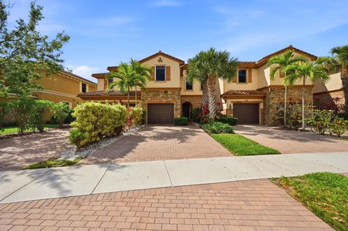 10415 Wellington Parc Dr, Wellington, FL, 33449-8022 | Card Image