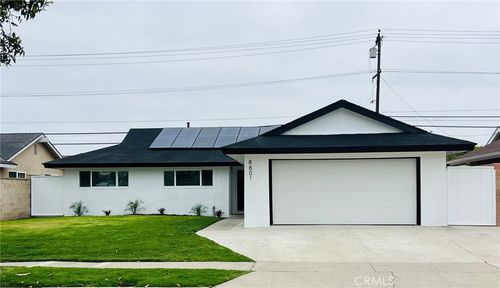 8801 Albatross Dr, Huntington Beach, CA, 92646-3304 | Card Image