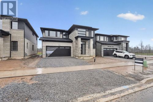 1014 Alliston Avenue, Fort Erie (Crescent Park), ON, L2A0H3 | Card Image