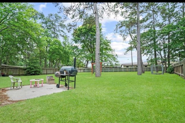 22223 Springgate Dr, House other with 3 bedrooms, 2 bathrooms and 2 parking in Spring TX | Image 4