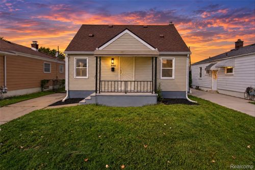 564 Ford Blvd, Lincoln Park, MI, 48146-4393 | Card Image