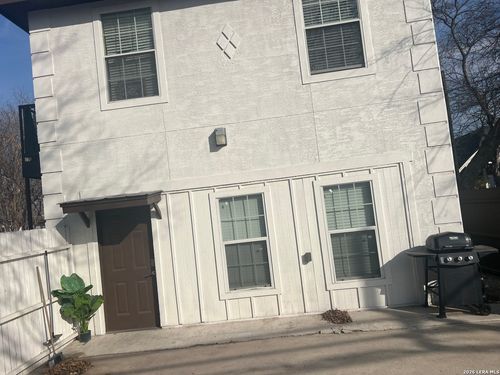 1750 Craig Pl, San Antonio, TX, 78201-5401 | Card Image