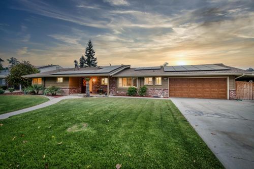 1540 W San Ramon Ave, Fresno, CA, 93711-3049 | Card Image