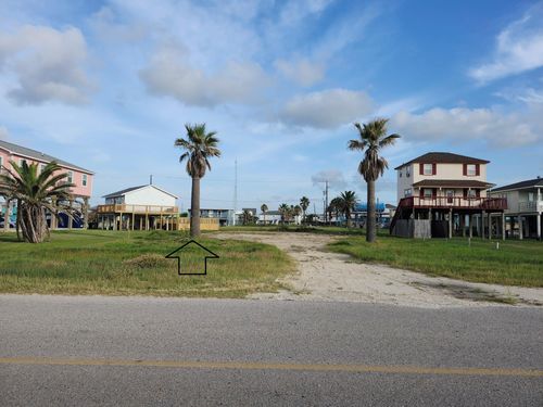 000 Surf Dr, Freeport, TX, 77541 | Card Image