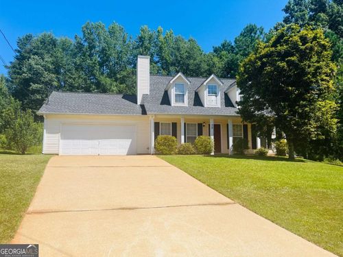 72 Canterbury Dr, Grantville, GA, 30220-2033 | Card Image