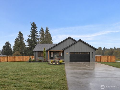 a-27020 35th Ave Ne, Arlington, WA, 98223-9124 | Card Image