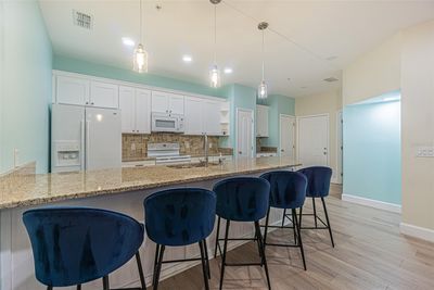 102 - 1450 Villa Capri Circle, Condo with 3 bedrooms, 2 bathrooms and null parking in Odessa FL | Image 3