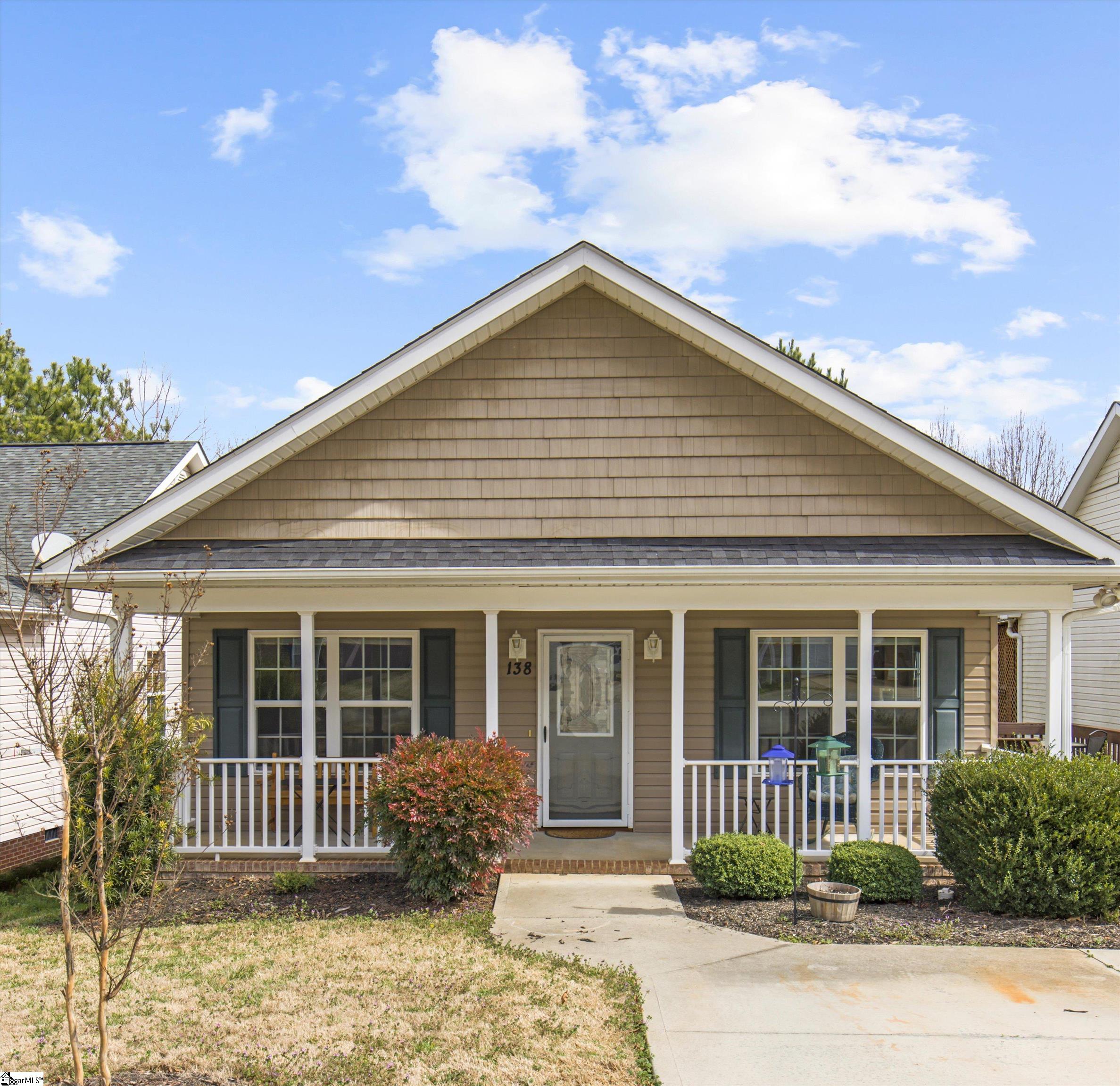 Cosmos Ln, Greer, SC 29651