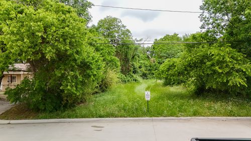 2516 Galvez Avenue, Fort Worth, TX, 76111 | Card Image