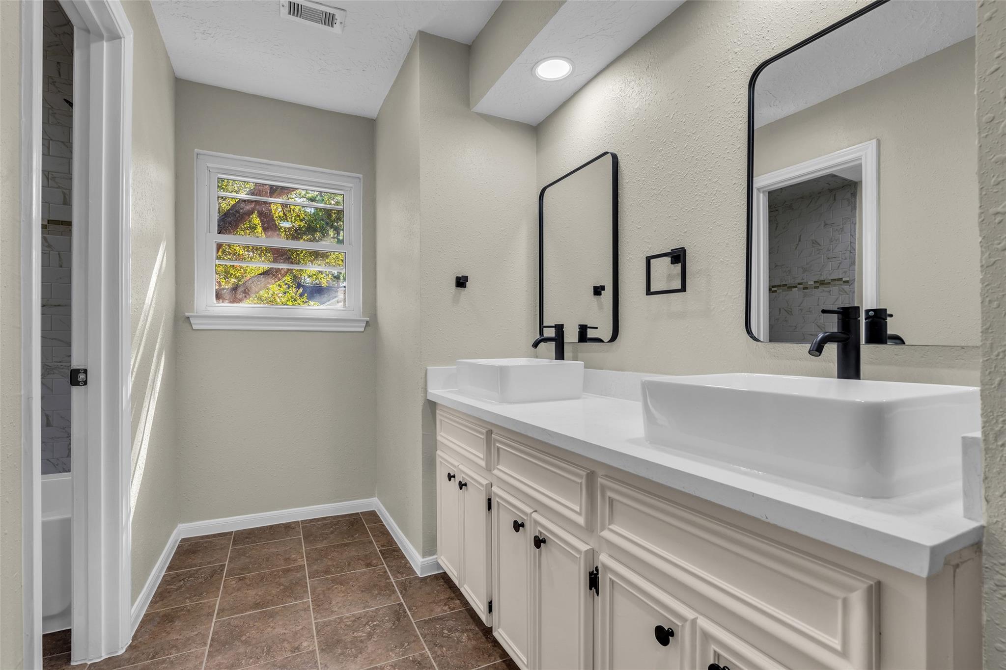 Residential Lease in Cypress 2