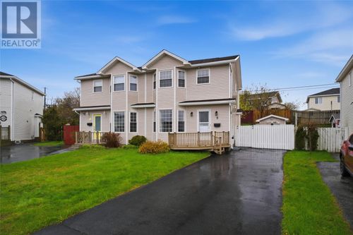 9 Laumann Pl, Mount Pearl, NL, A1N5B3 | Card Image