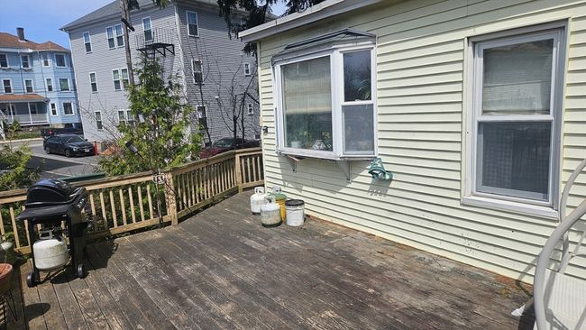 715 Elm St, Home with 4 bedrooms, 3 bathrooms and 4 parking in Woonsocket RI | Image 4