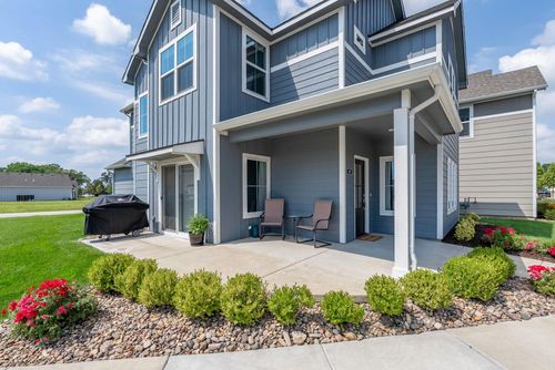 439 E Park Pl, Andover, KS, 67002-8974 | Card Image