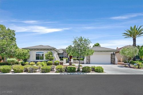 10325 Sweet Fennel Dr, Las Vegas, NV, 89135-2823 | Card Image