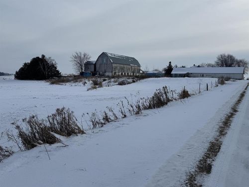 N4160 Hilltop Road, Hartland, WI, 54107 | Card Image