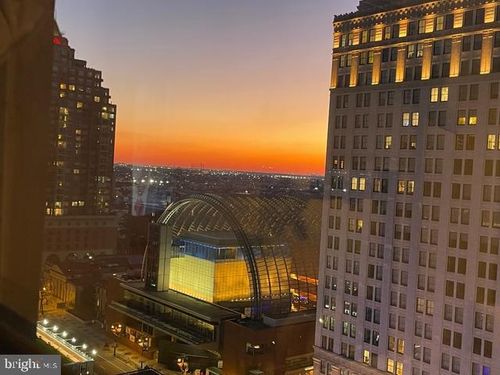 apt-1220-1324 Locust St, PHILADELPHIA, PA, 19107-5652 | Card Image